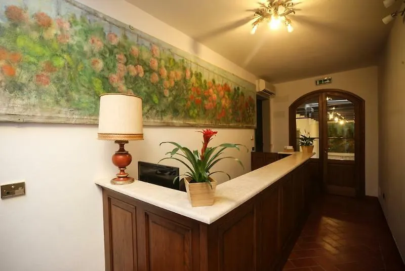 Palazzo Graziani Bed & Breakfast Florence