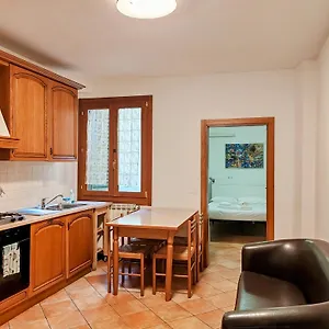 Apartment Fiume & Zannoni By 360rentals, Florence