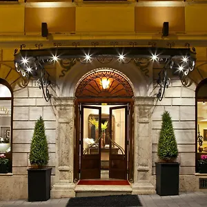 Ottocento Otel