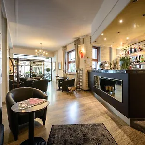 Hotel Corona Otel